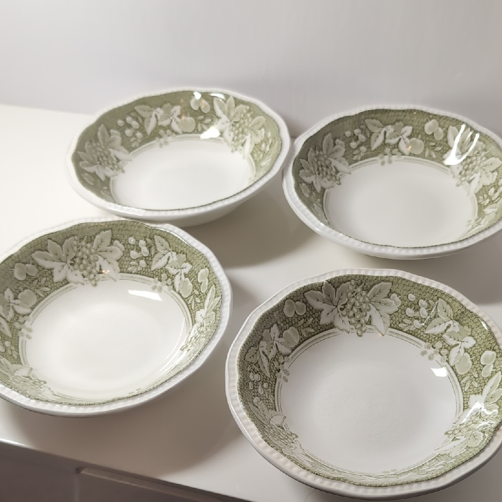 Vntg Kensington Ironstone Set If Bowls-Made In England, Fruit Motif
